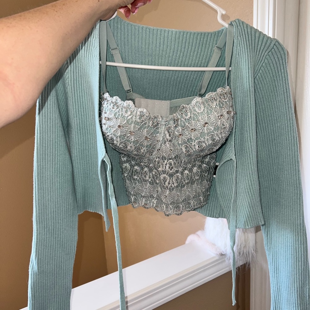 Windsor bustier with cardigan